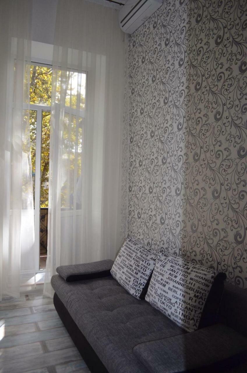 Ришельевская 58\1 Appartement Odessa Buitenkant foto